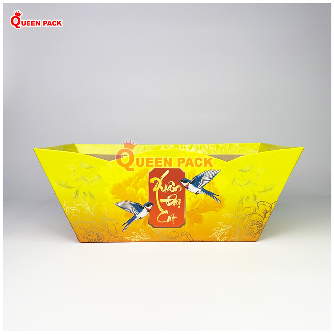 khay-thuyen-dung-qua-tet-Xuan-Dai-Cat-(vang)-1