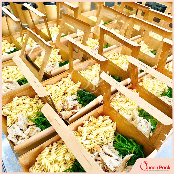 Hộp kraft chữ nhật nắp bóng kính đựng đồ ăn healthy.